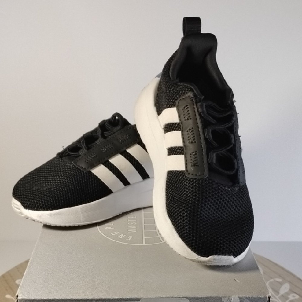 Z-028 Adidas Kids Black and White Mesh Sneakers